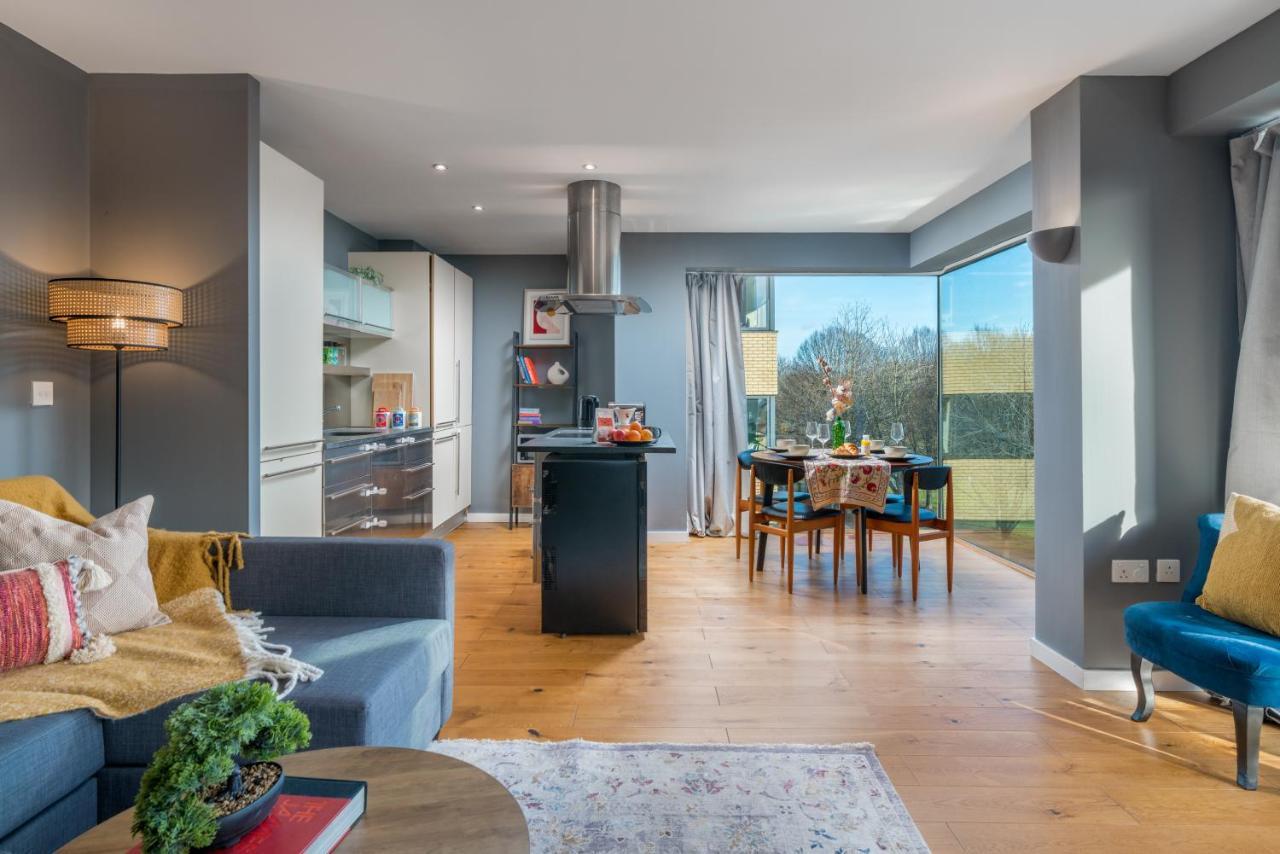2 Bedroom Apartment With Park Views Shoreditch Londen Buitenkant foto